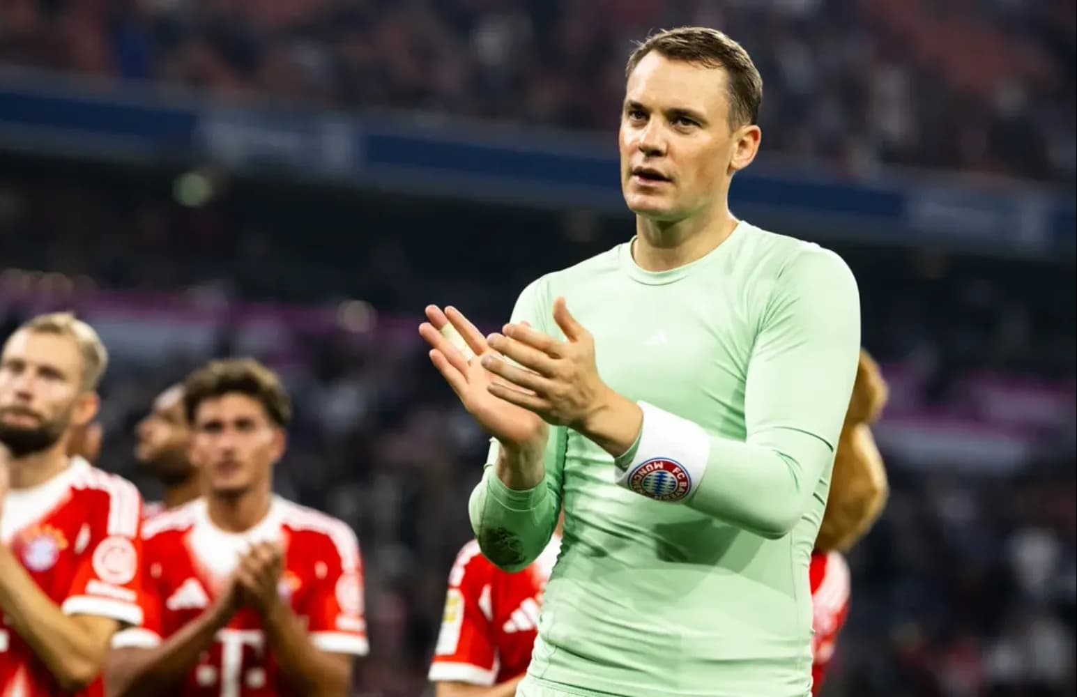 Μπάγερν Μονάχου: Αναποφάσιστος για το μέλλον του ο Neuer