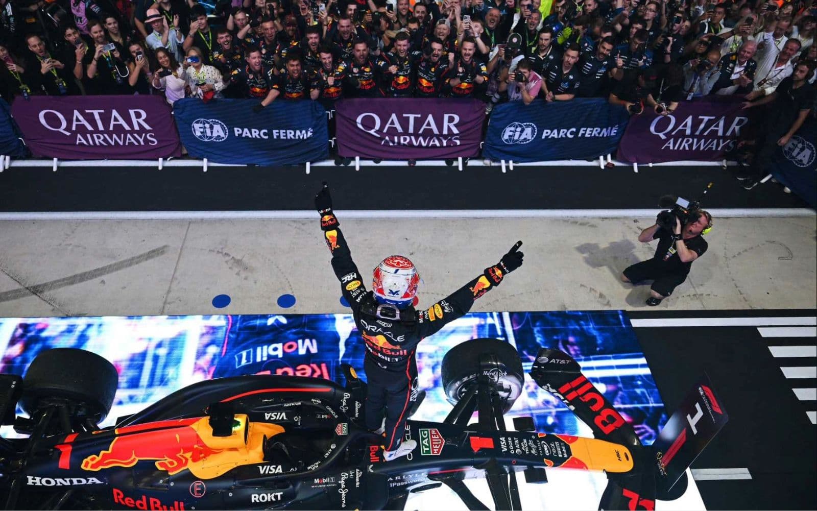 Ραντεβού στο Άμπου Ντάμπι: Ο Verstappen δεν πατάει φρένο και στέλνει τη μάχη για το πρωτάθλημα στο Άμπου Ντάμπι!