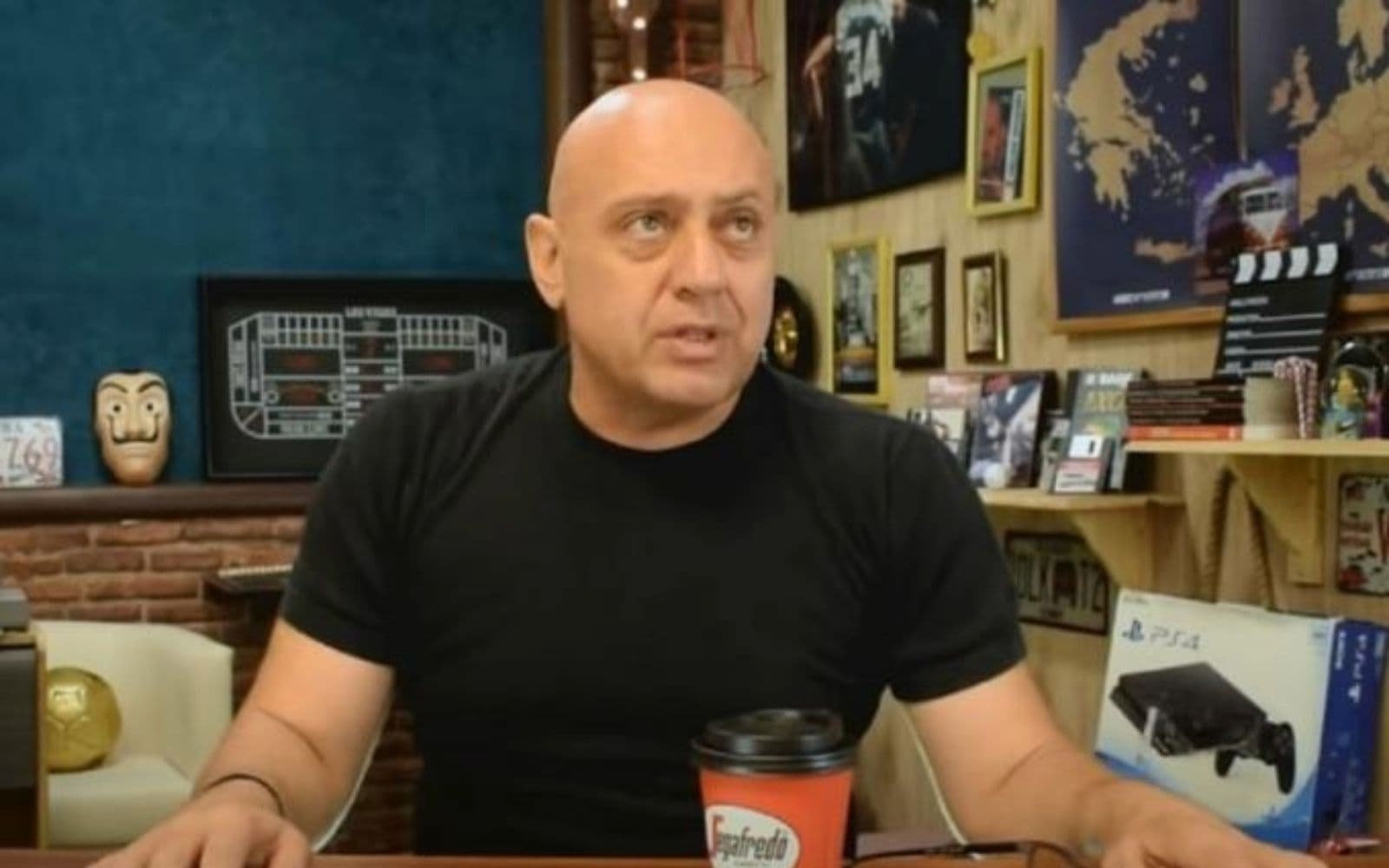 Ένταση στο Καβάλα – Νέστος: Επίθεση οπαδών στον Κώστα Ραπτόπουλο