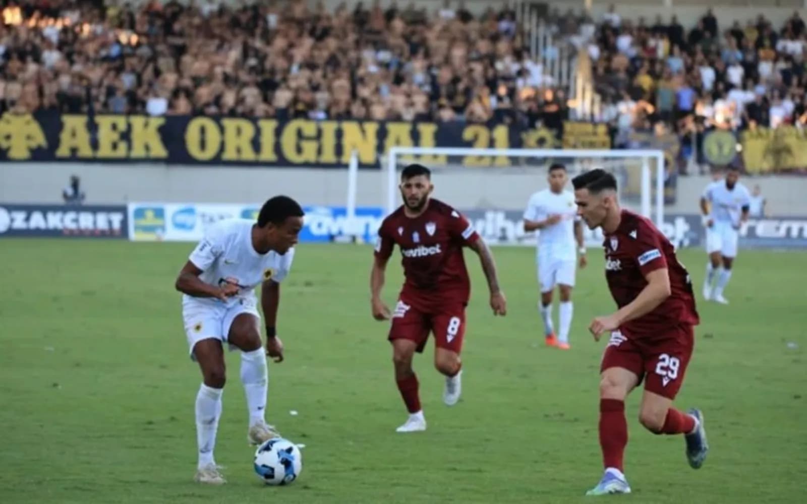 AEK: Ενδεκάδα με Ελίασον βασικό