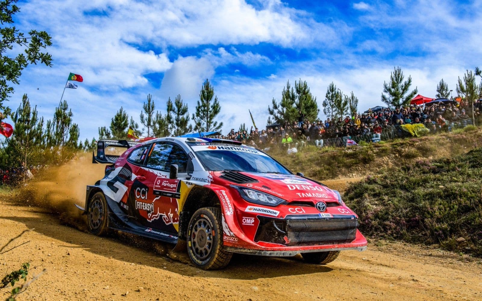 WRC Ράλι Πορτογαλίας 2η μέρα: Η ατυχία του Fourmaux χάρισε την πρωτοπορία στον Ogier