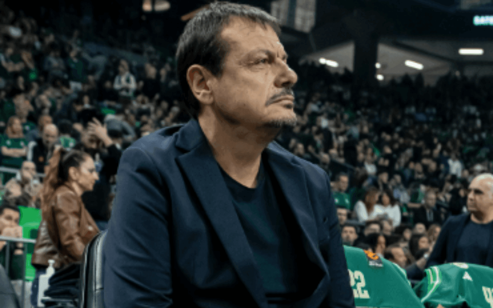 Αταμάν : Έκλεισε τον λογαριασμό του στο Instagram