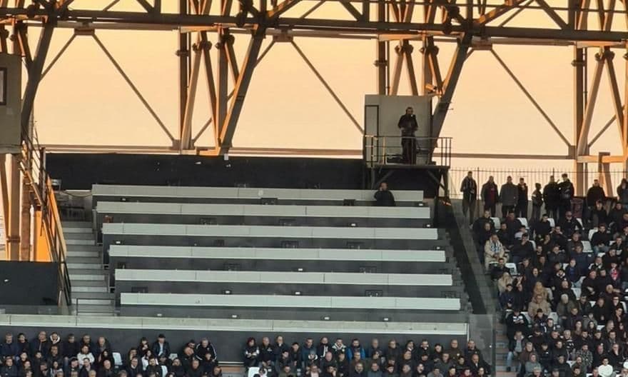 Πρόστιμο σε ΠΑΕ ΠΑΟΚ και 13 οπαδούς από τη ΔΕΑΒ για τους προπηλακισμούς δημοσιογράφων στην Τούμπα